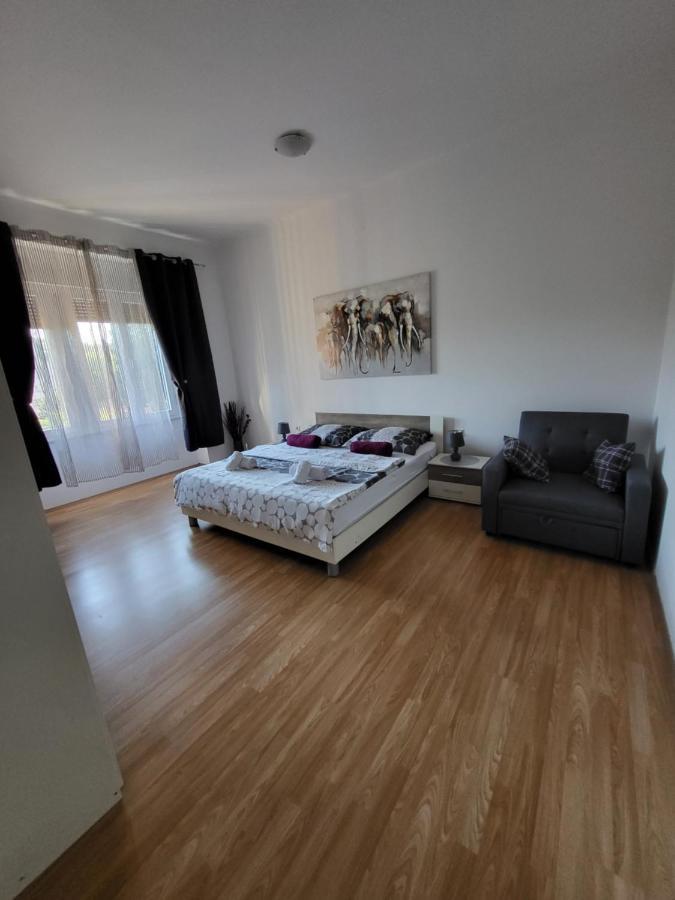 Rijeka Apartment With Free Parking And Large Balcony Экстерьер фото