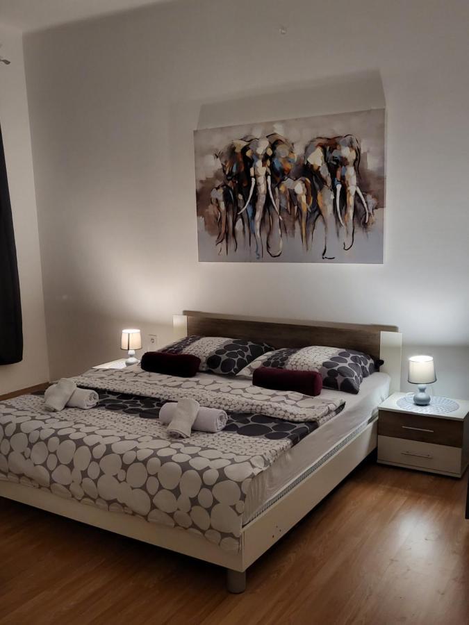 Rijeka Apartment With Free Parking And Large Balcony Экстерьер фото